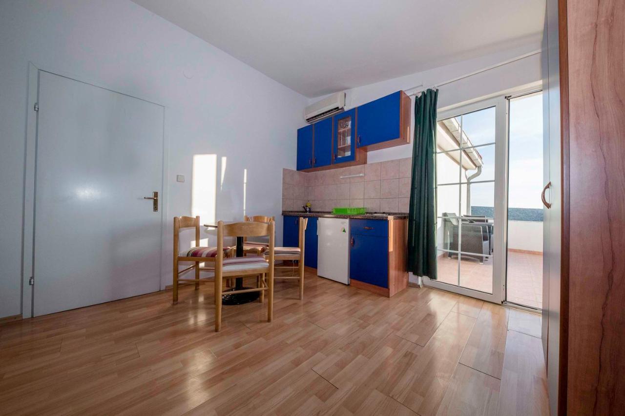 Guesthouse Sime Kolan Exterior foto